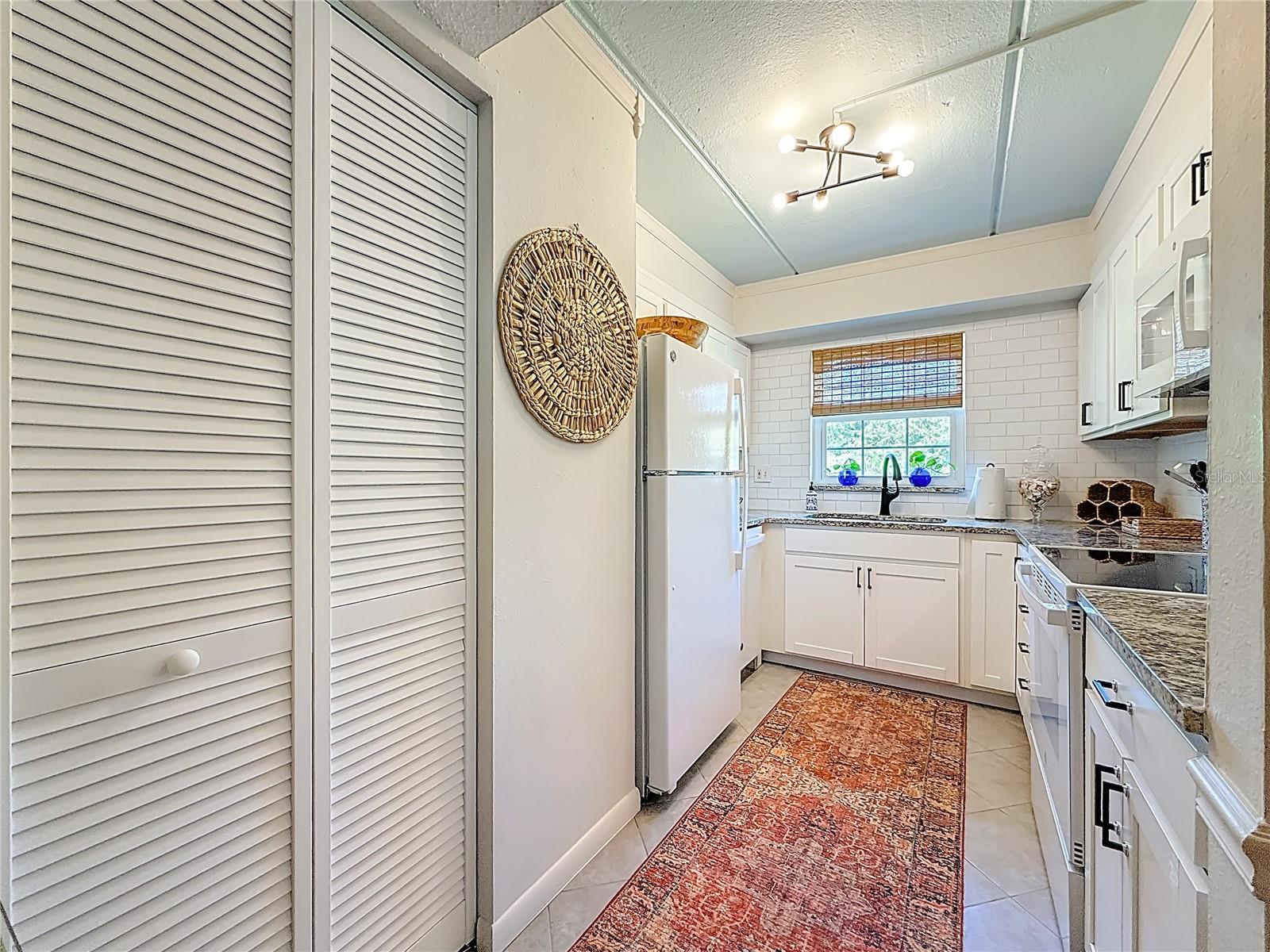 HARBOUR TOWNE CONDO - Residential