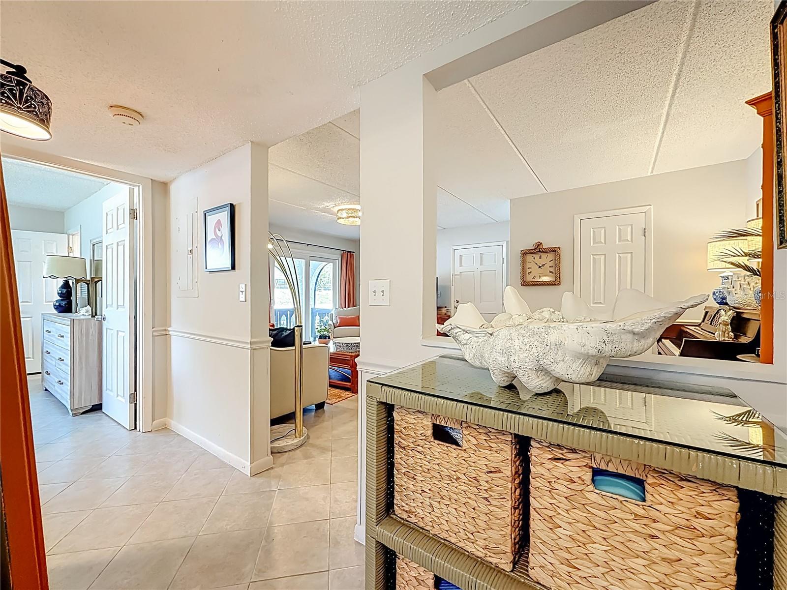 HARBOUR TOWNE CONDO - Residential
