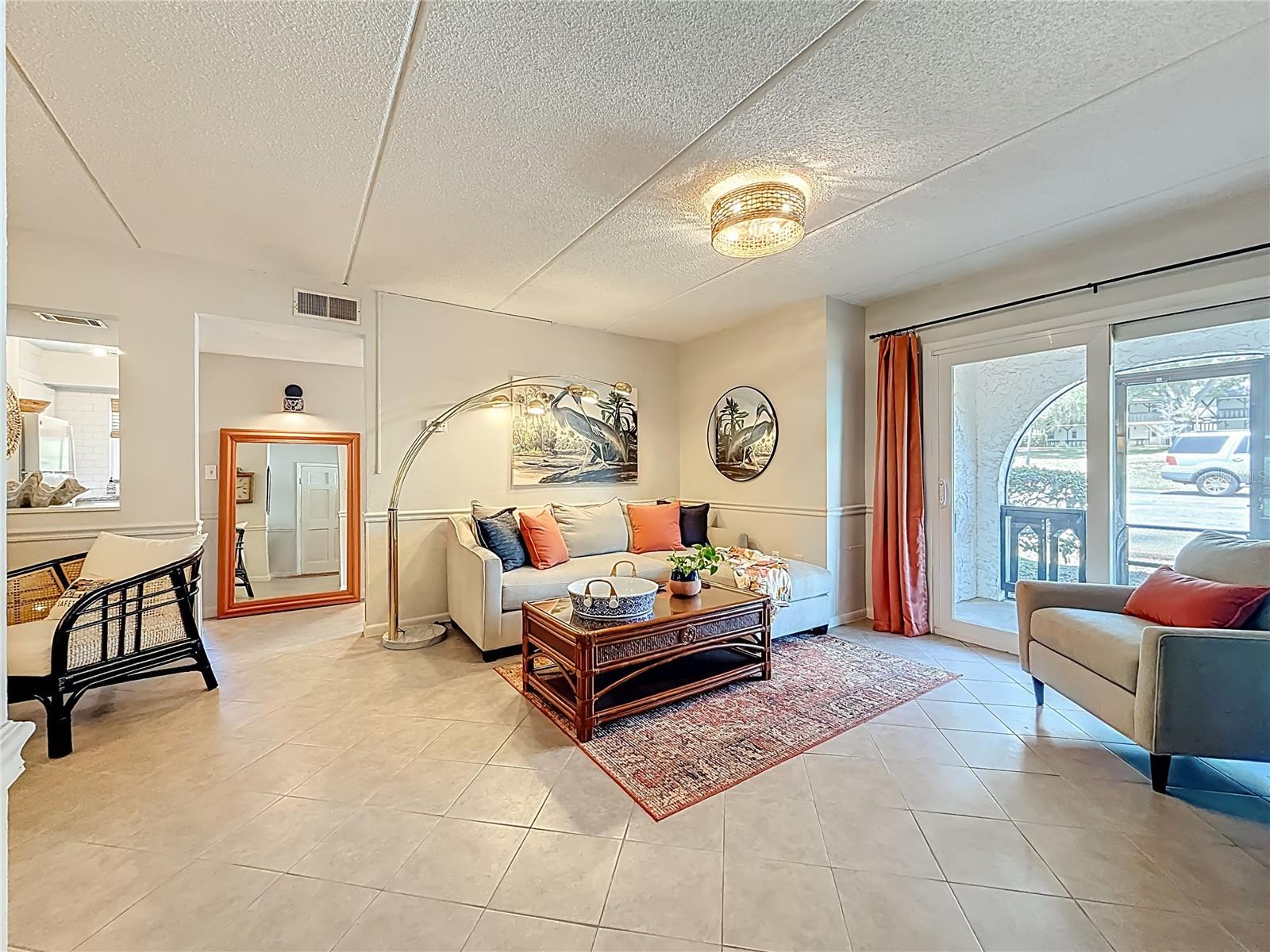 HARBOUR TOWNE CONDO - Residential