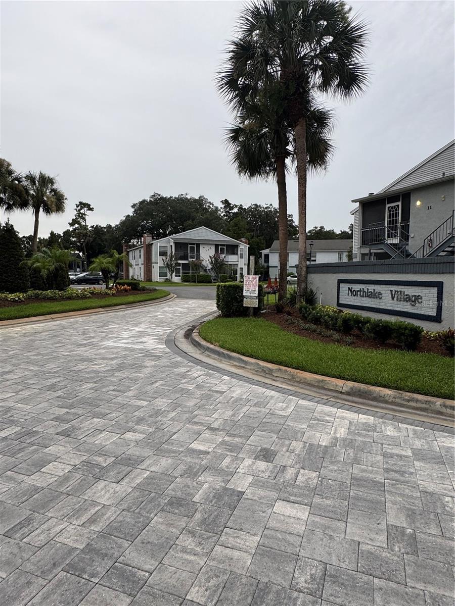 Photo 1 of 11 — 408 NORTHLAKE DRIVE 0, SANFORD, FL 32773