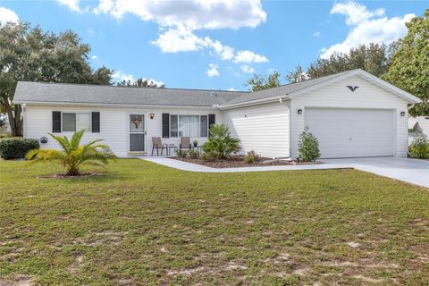 Photo of 6340 SW 111th Street, Ocala, FL 34476 (MLS # OM712389) Photo of 6340 SW 111th Street, Ocala, FL 34476 (MLS # OM712389)
