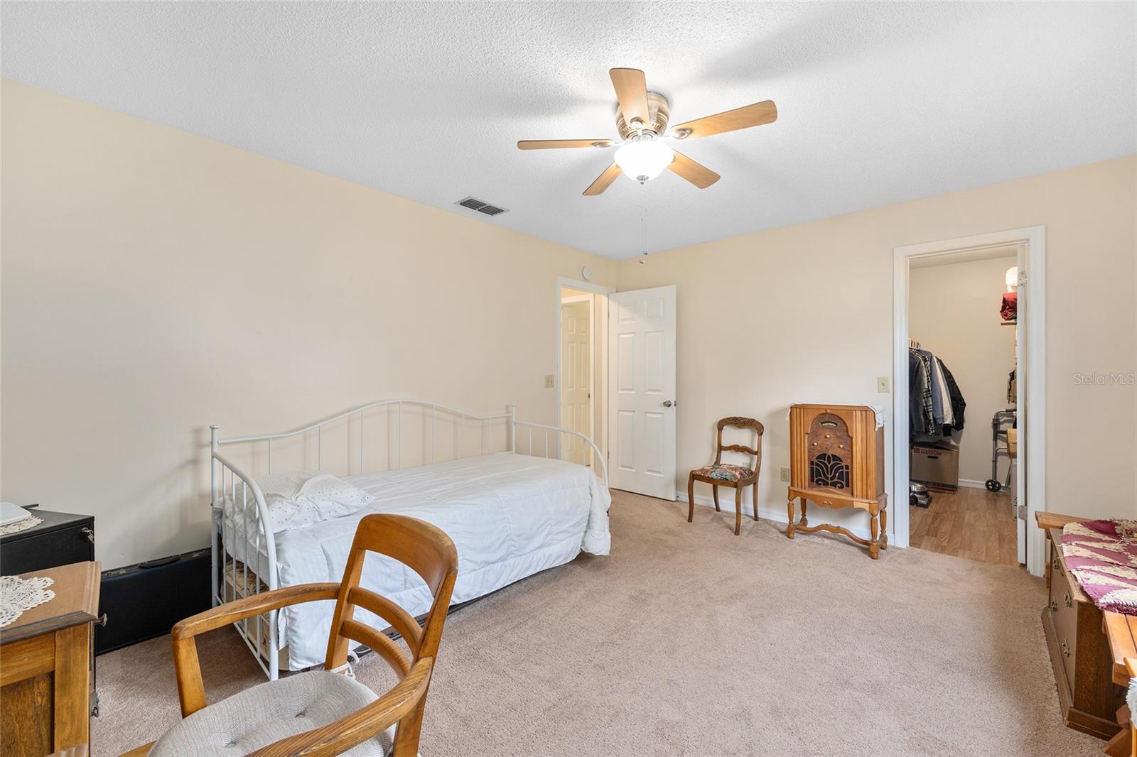 SPRUCE CREEK - Residential