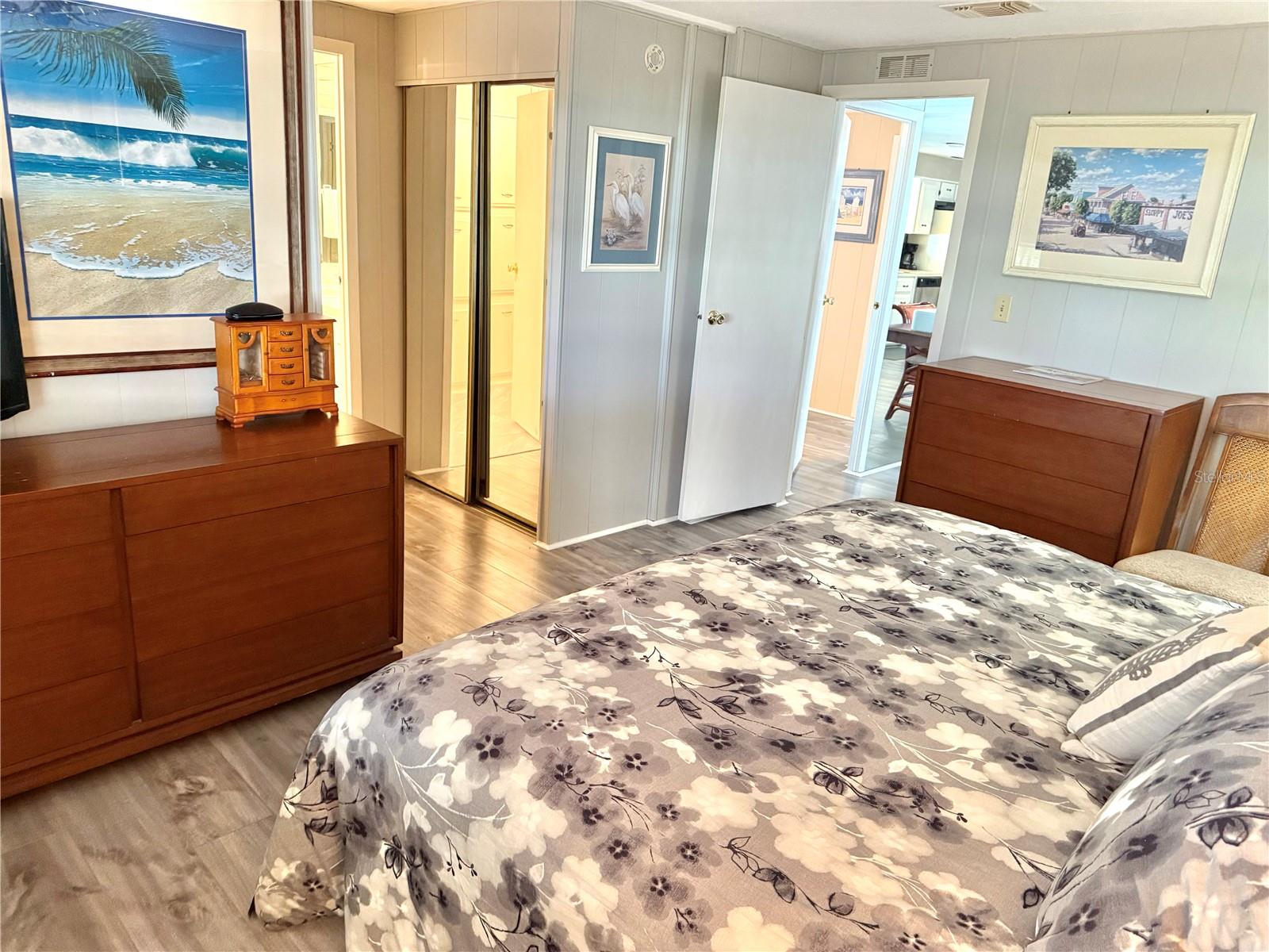 HIGH POINT SUB UNIT 2 BLK 17 LOT 9 - Residential