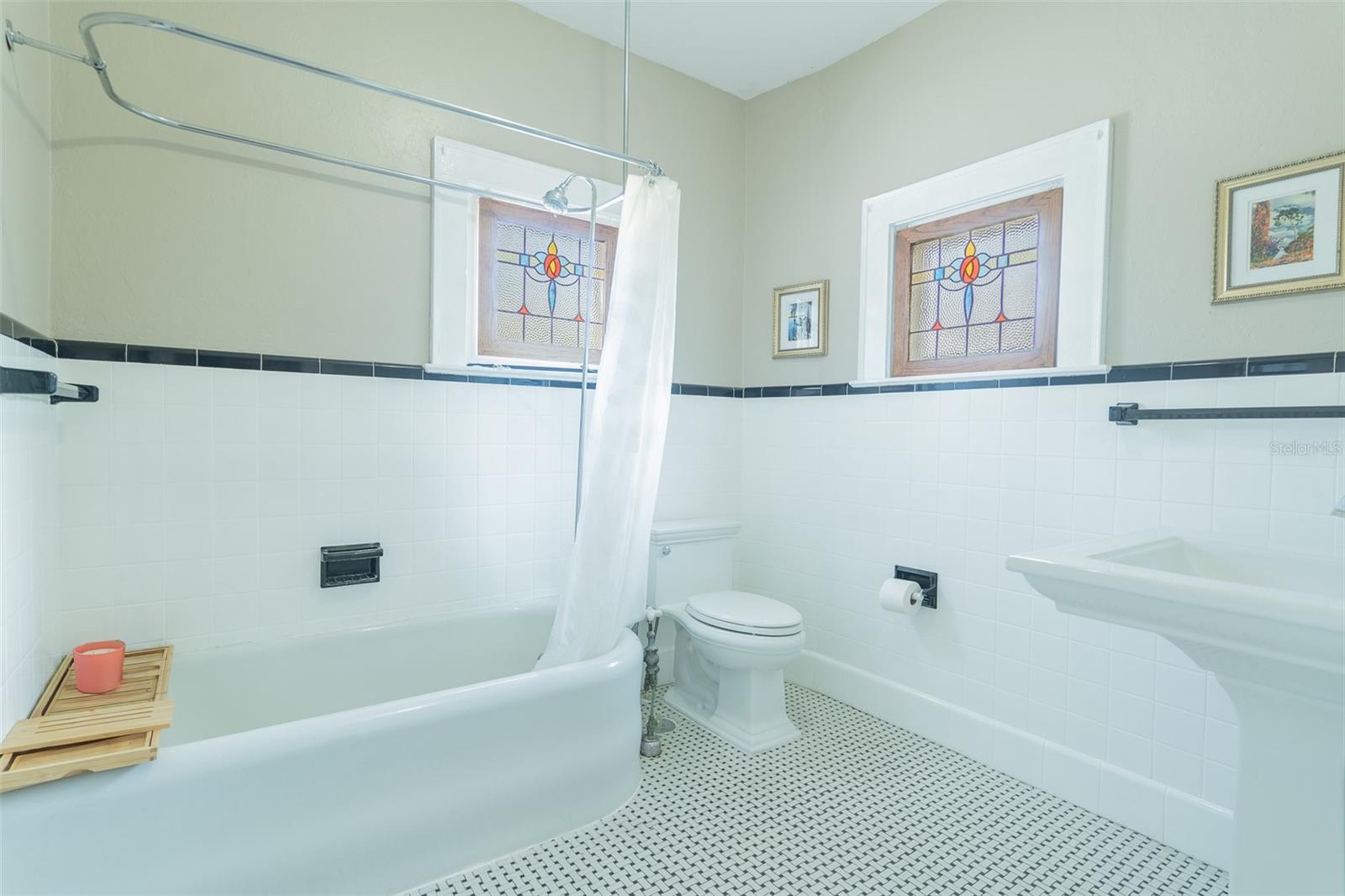 INTERLAKEN ADD - Residential