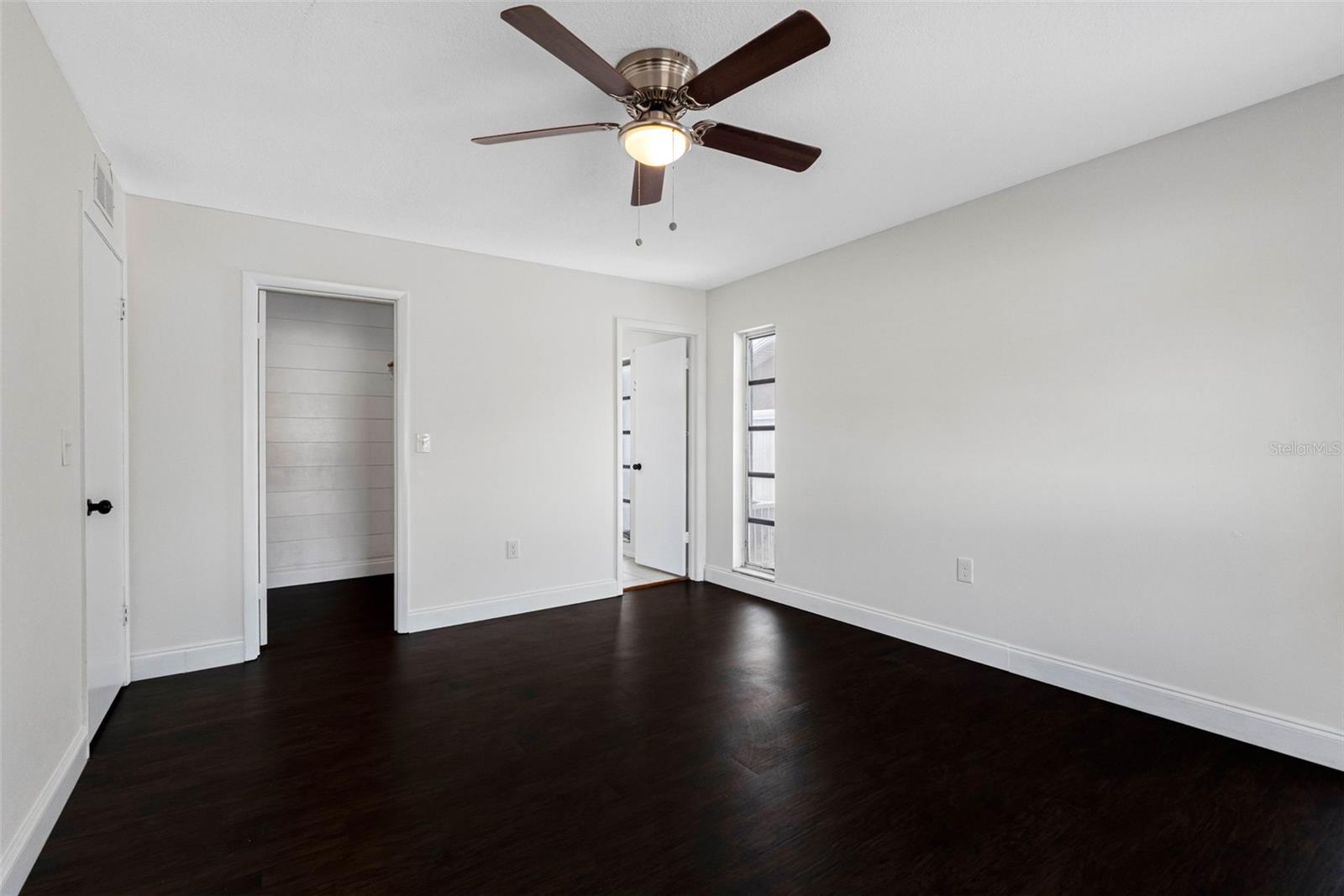 BEACON GROVES - Residential