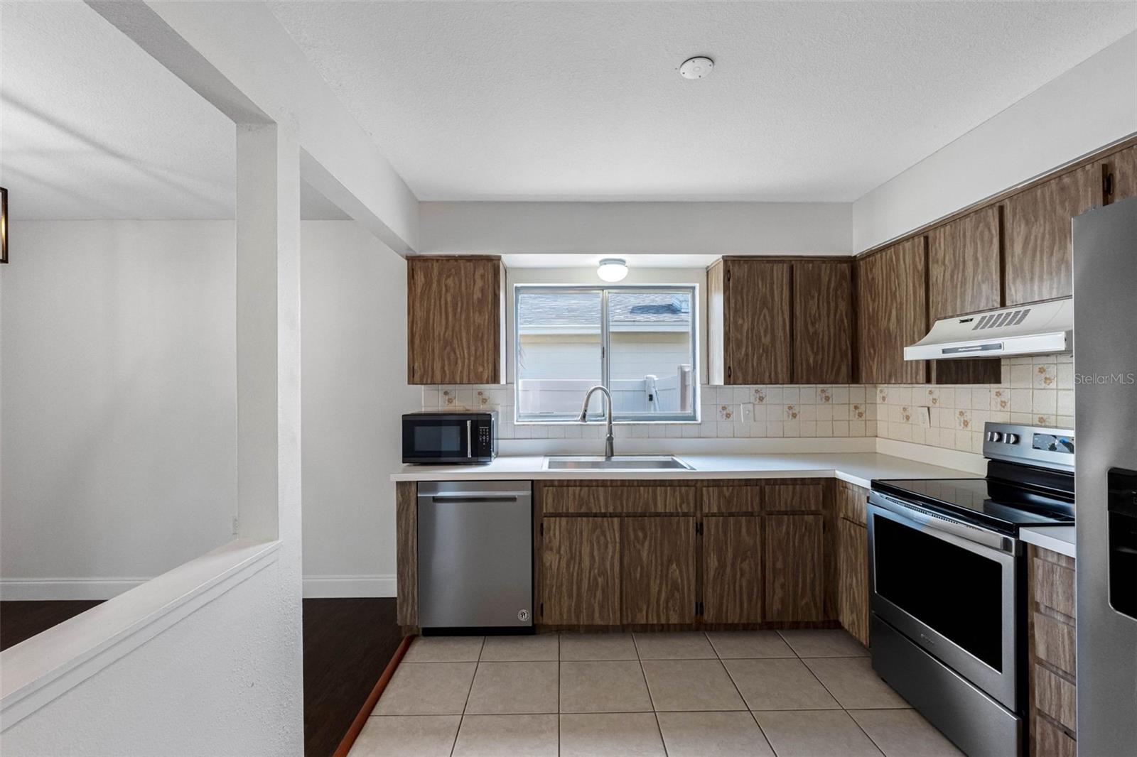 BEACON GROVES - Residential