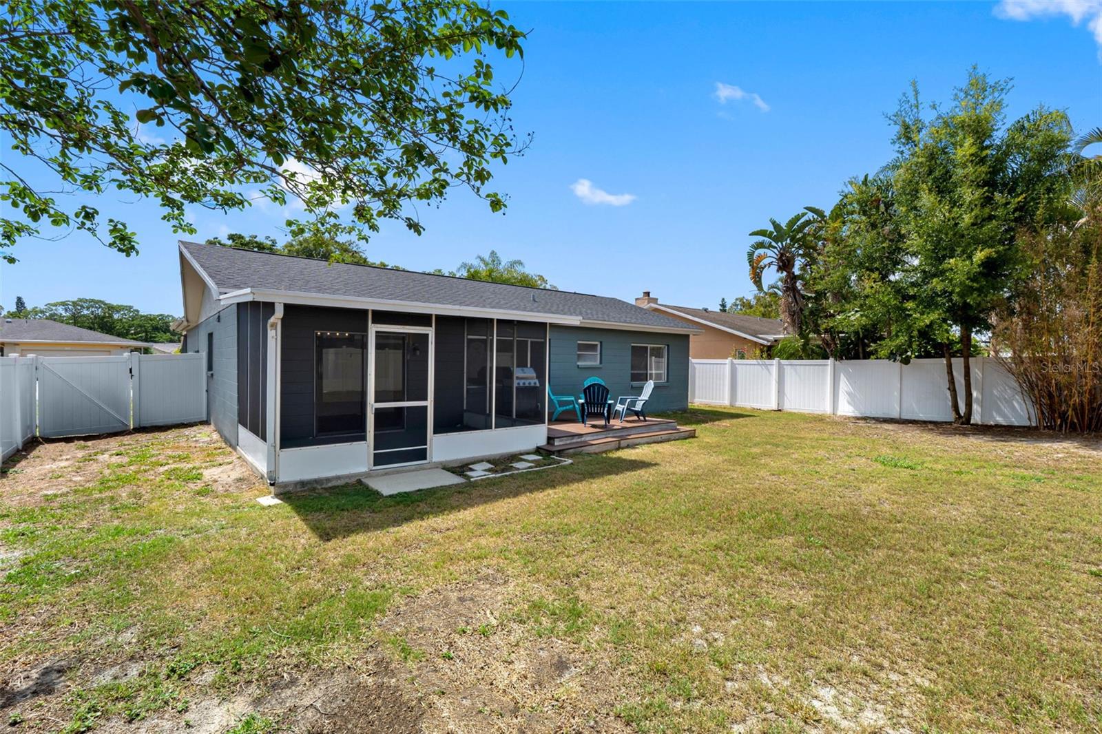 BEACON GROVES - Residential