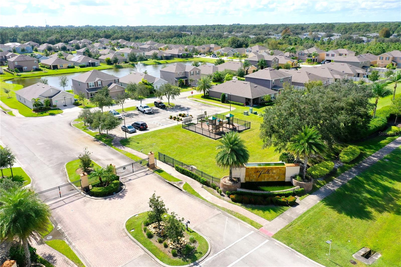 FALLS/PALM BAY PUD - Residential