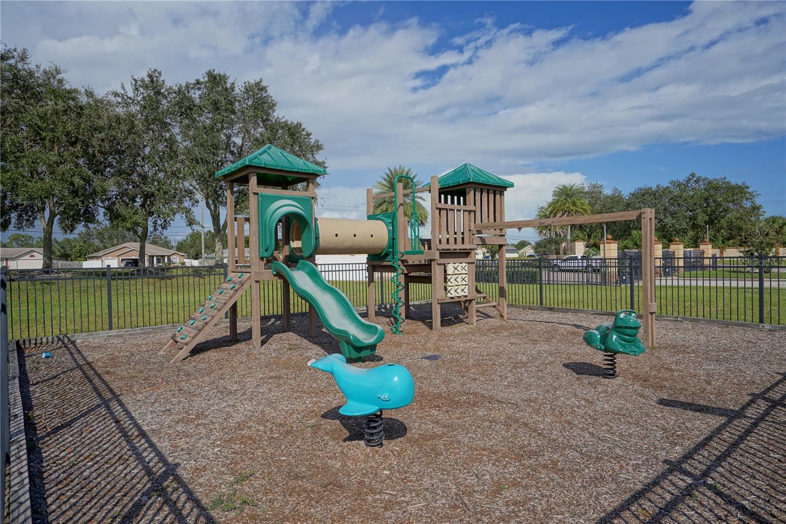 FALLS/PALM BAY PUD - Residential