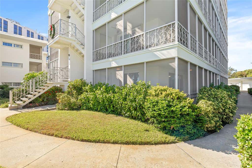 Photo of 1012 N Shore Drive NE #14, St Petersburg, FL 33701 (MLS # TB8535560)