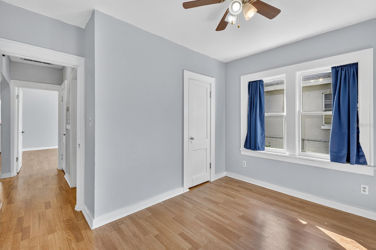 SUNSHINE PARK - Residential