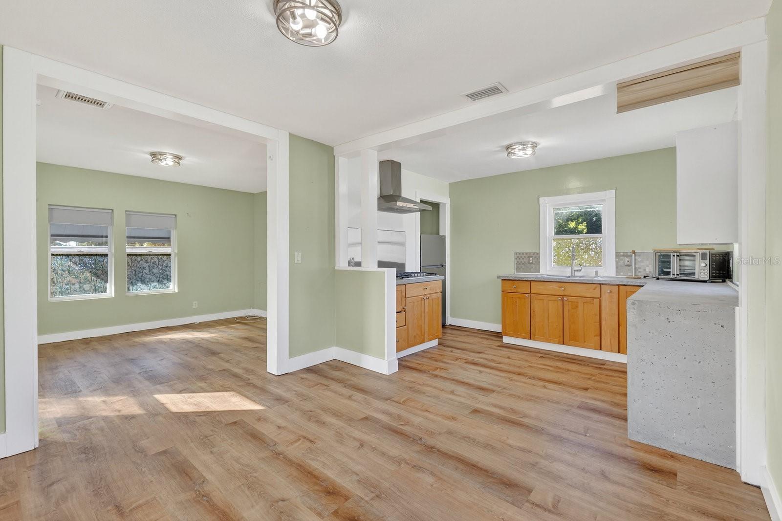 SUNSHINE PARK - Residential