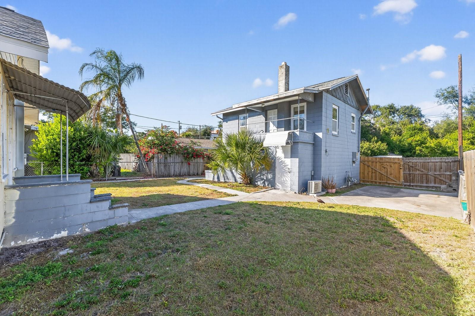 SUNSHINE PARK - Residential