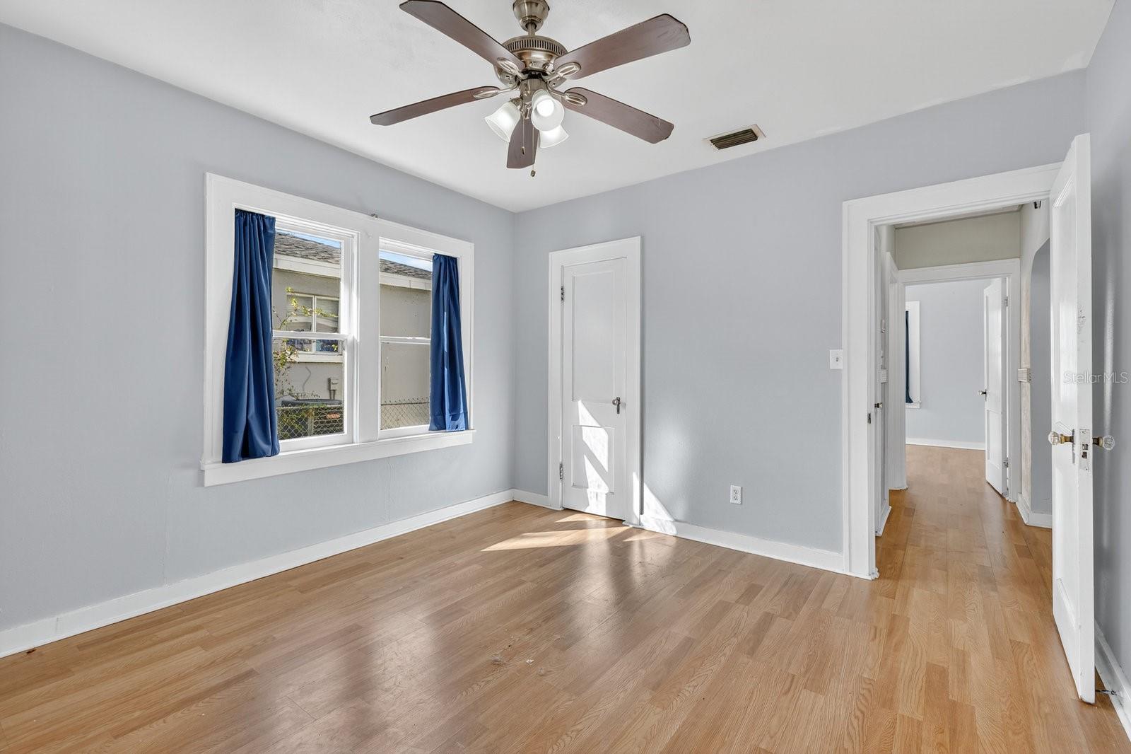 SUNSHINE PARK - Residential