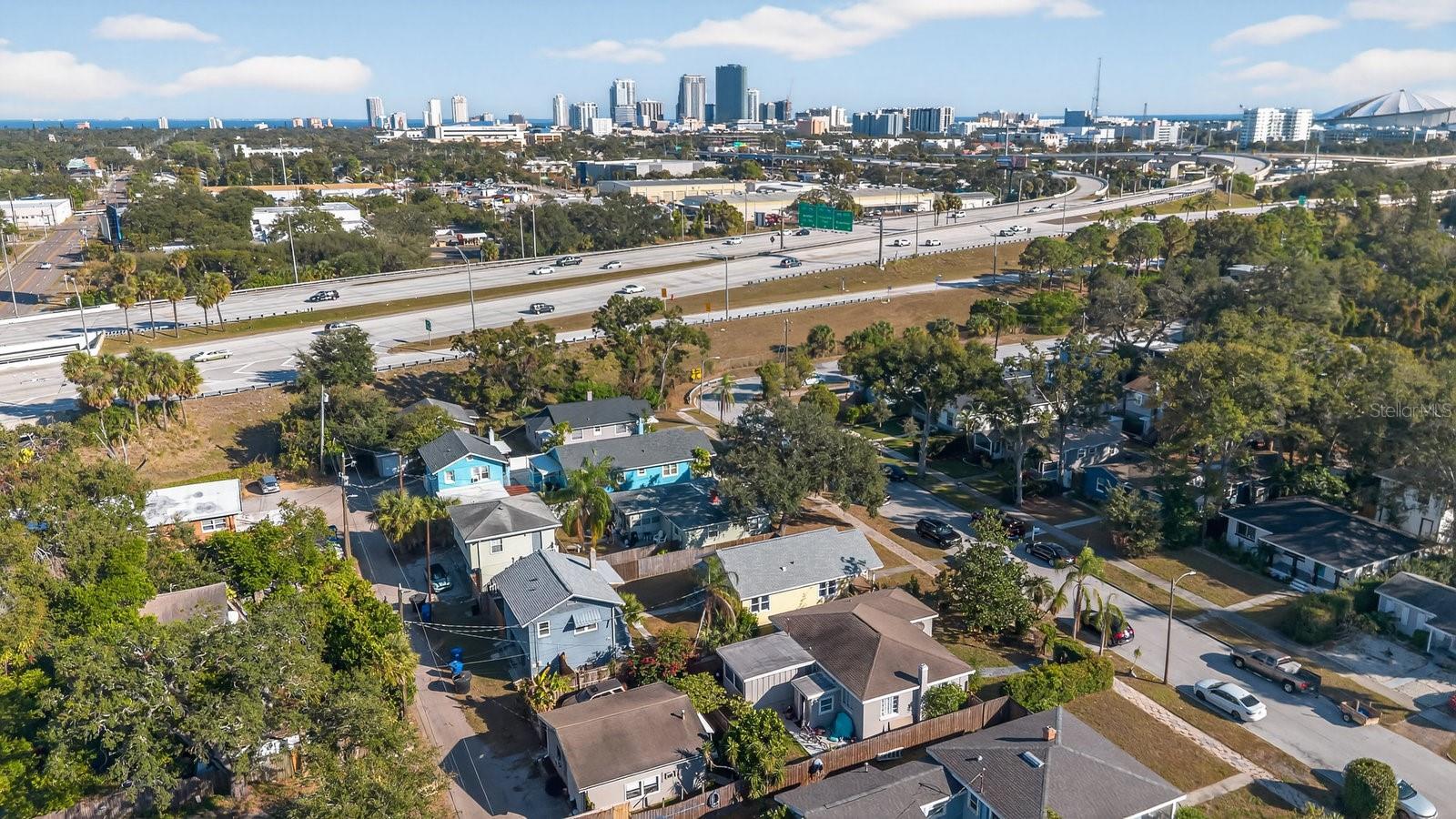 SUNSHINE PARK - Residential