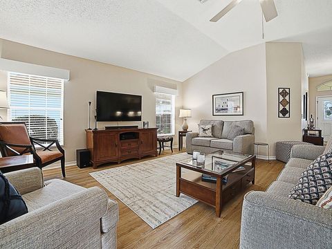 Tiny photo for 1892 Walden Way, The Villages, FL 32162 (MLS # G5109596)