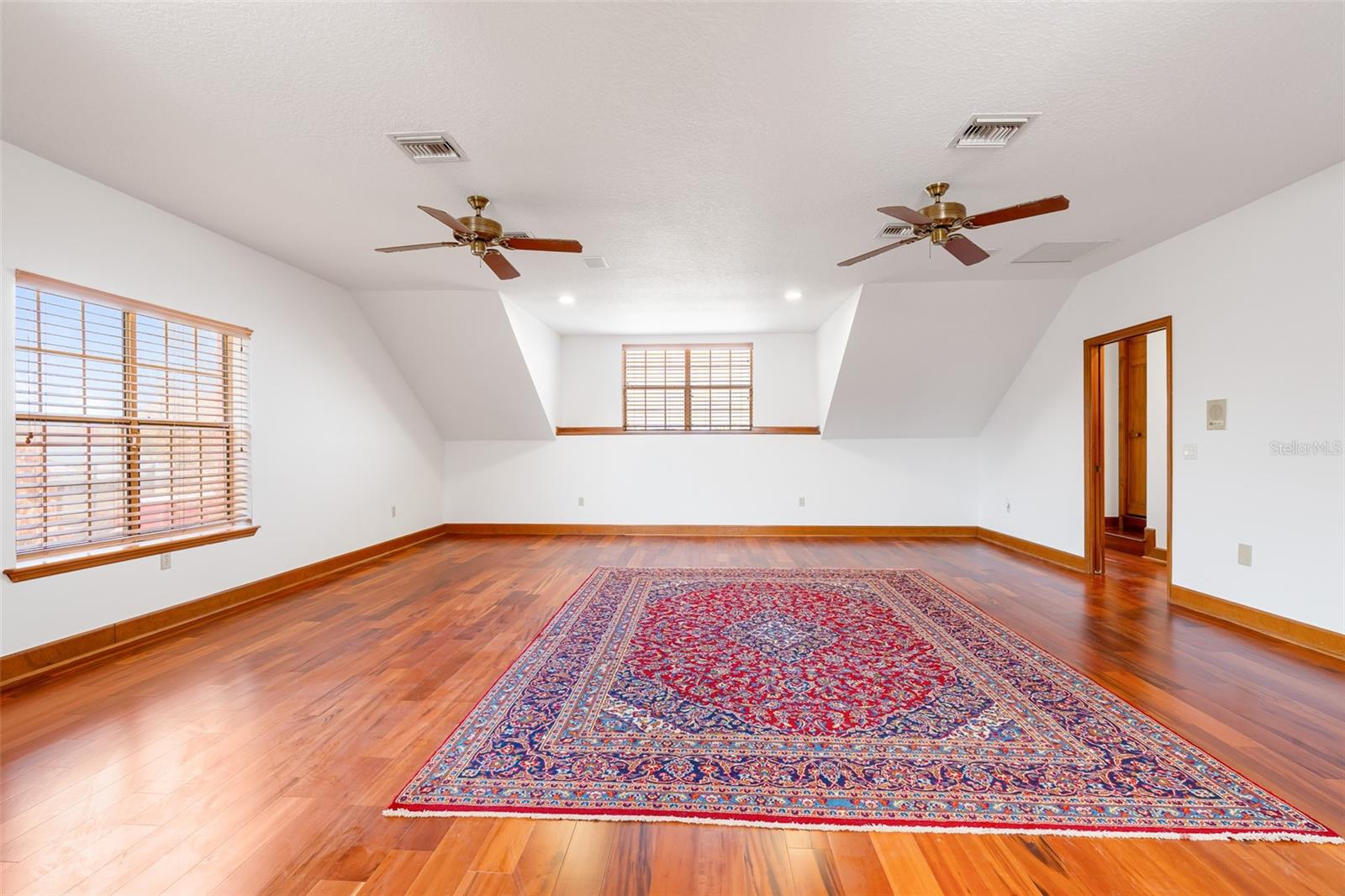 WINDERMERE HEIGHTS SEC 03 - Residential