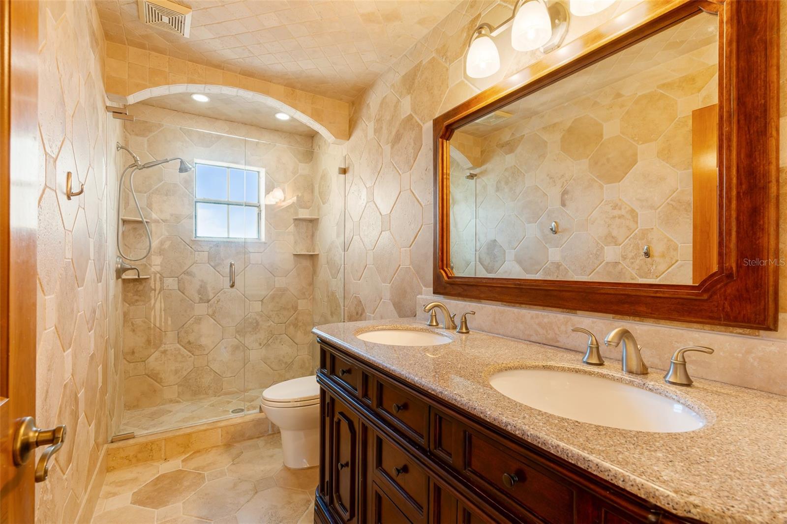 WINDERMERE HEIGHTS SEC 03 - Residential