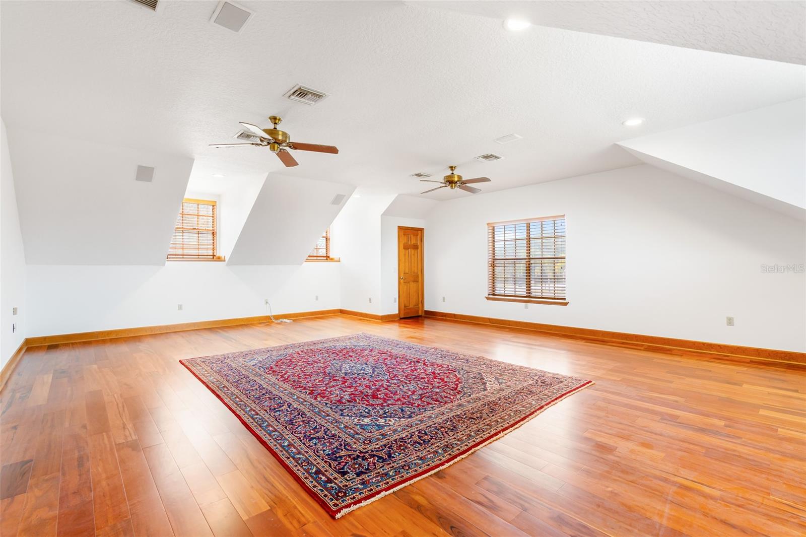 WINDERMERE HEIGHTS SEC 03 - Residential