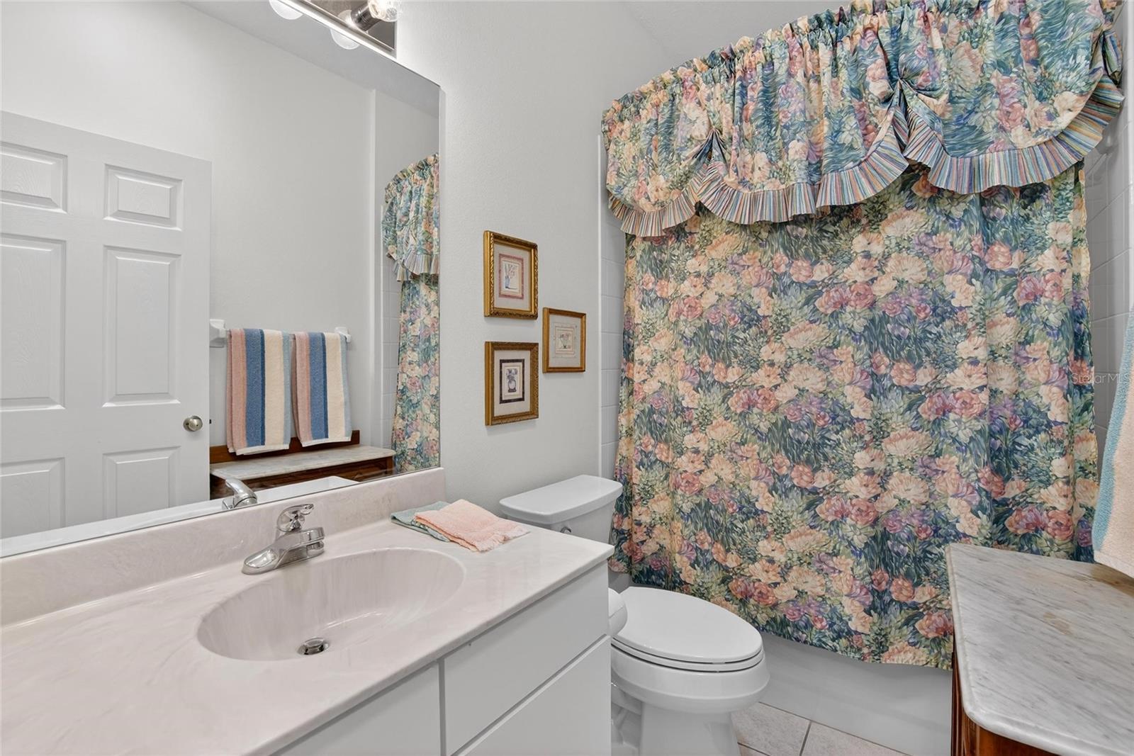 EAGLE GREENS CONDO - Residential