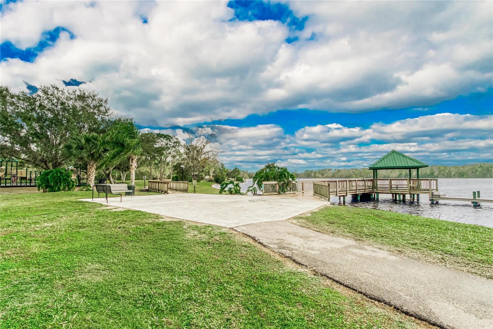 EAGLE GREENS CONDO - Residential