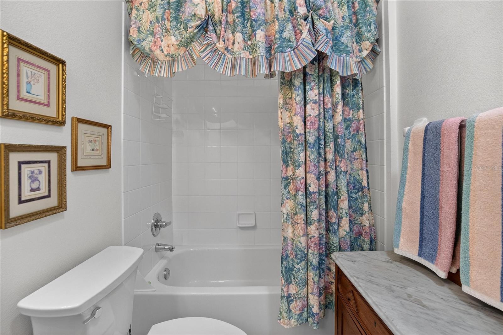 EAGLE GREENS CONDO - Residential