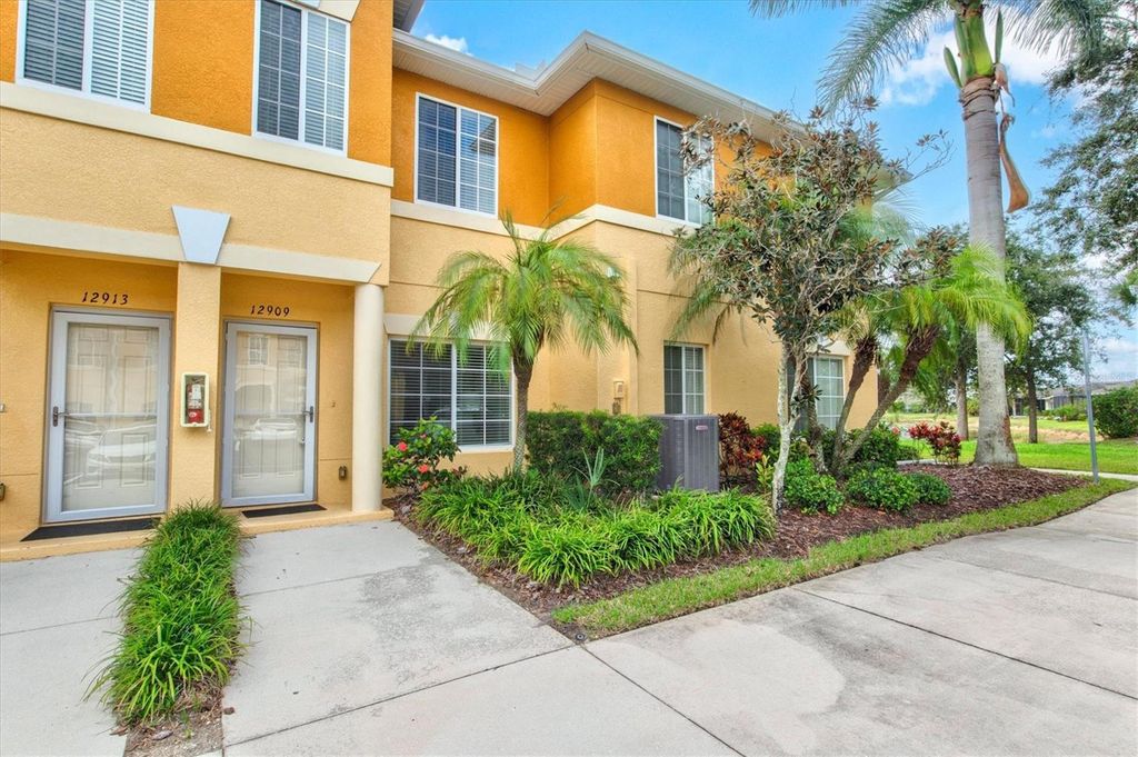 Photo of 12909 Tigers Eye Drive, Venice, FL 34292 (MLS # N6140952)