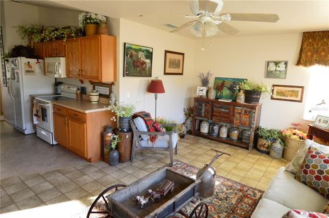 A home in DUNNELLON