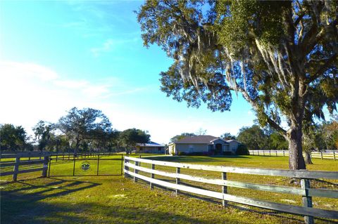 A home in DUNNELLON