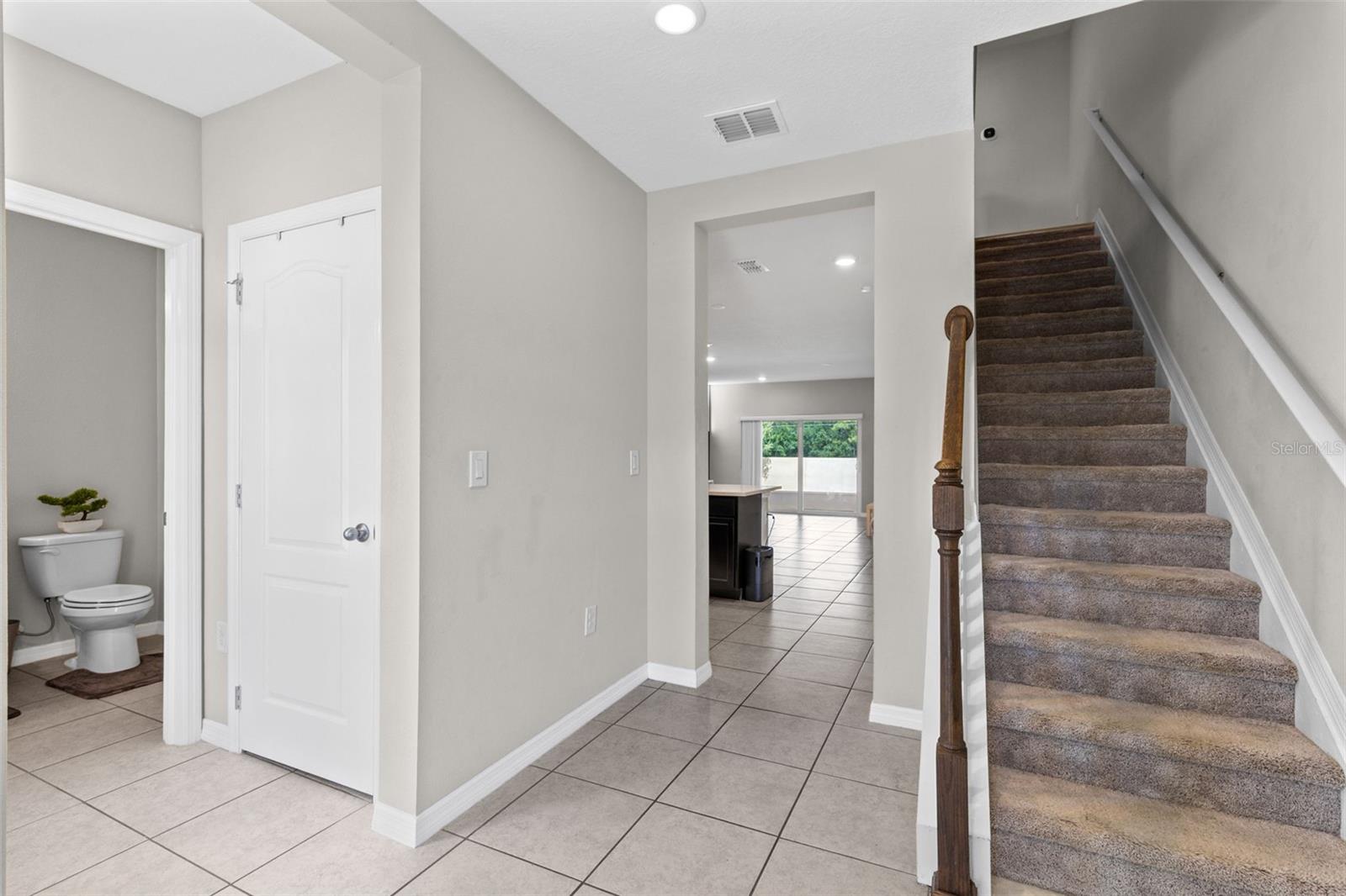 4827 CORAL CASTLE DRIVE