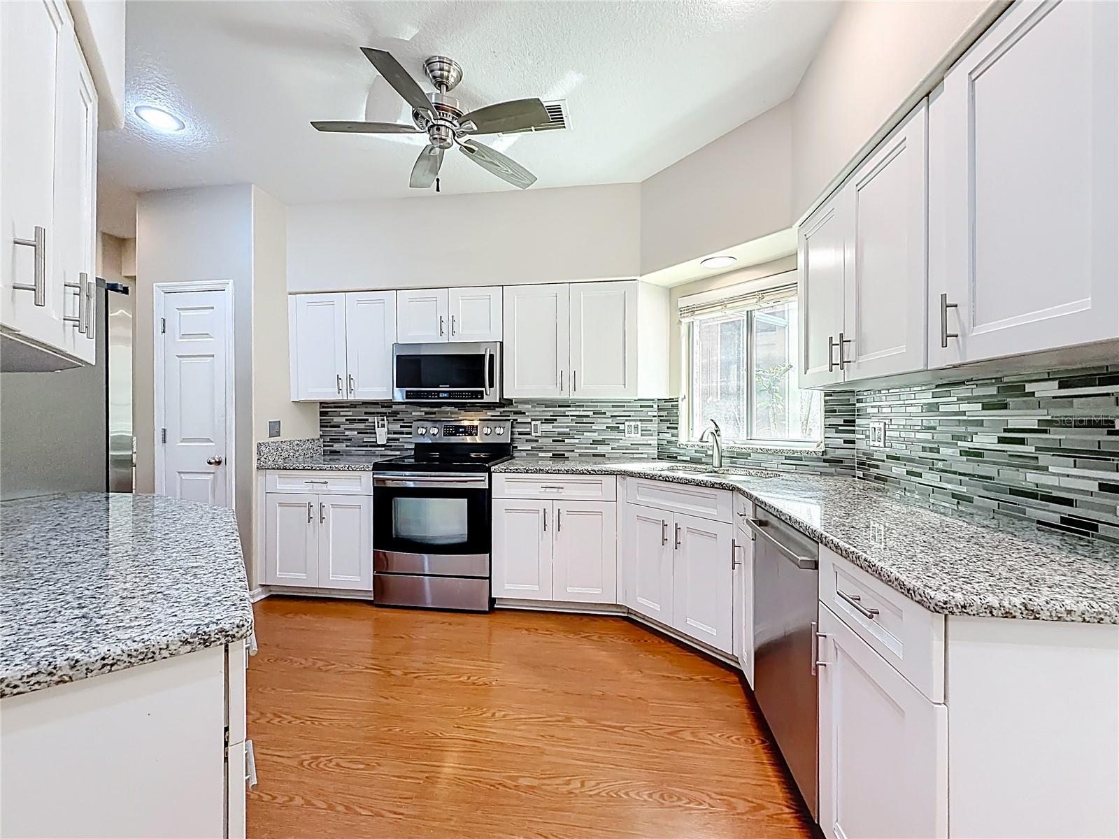 COURTYARDS & COACH HOMES - Residential