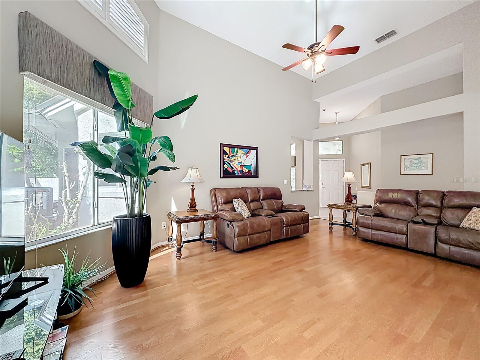 COURTYARDS & COACH HOMES - Residential