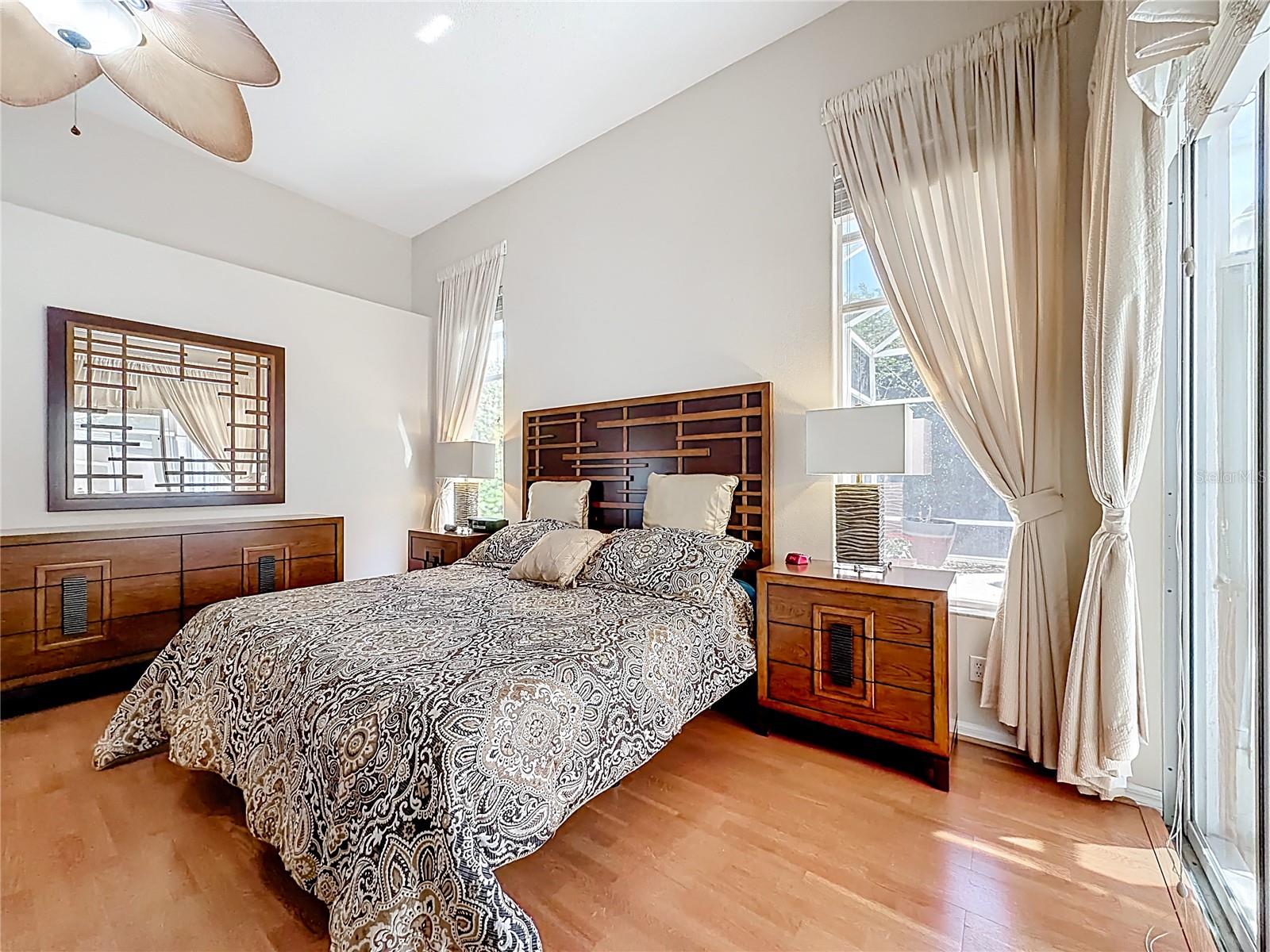 COURTYARDS & COACH HOMES - Residential