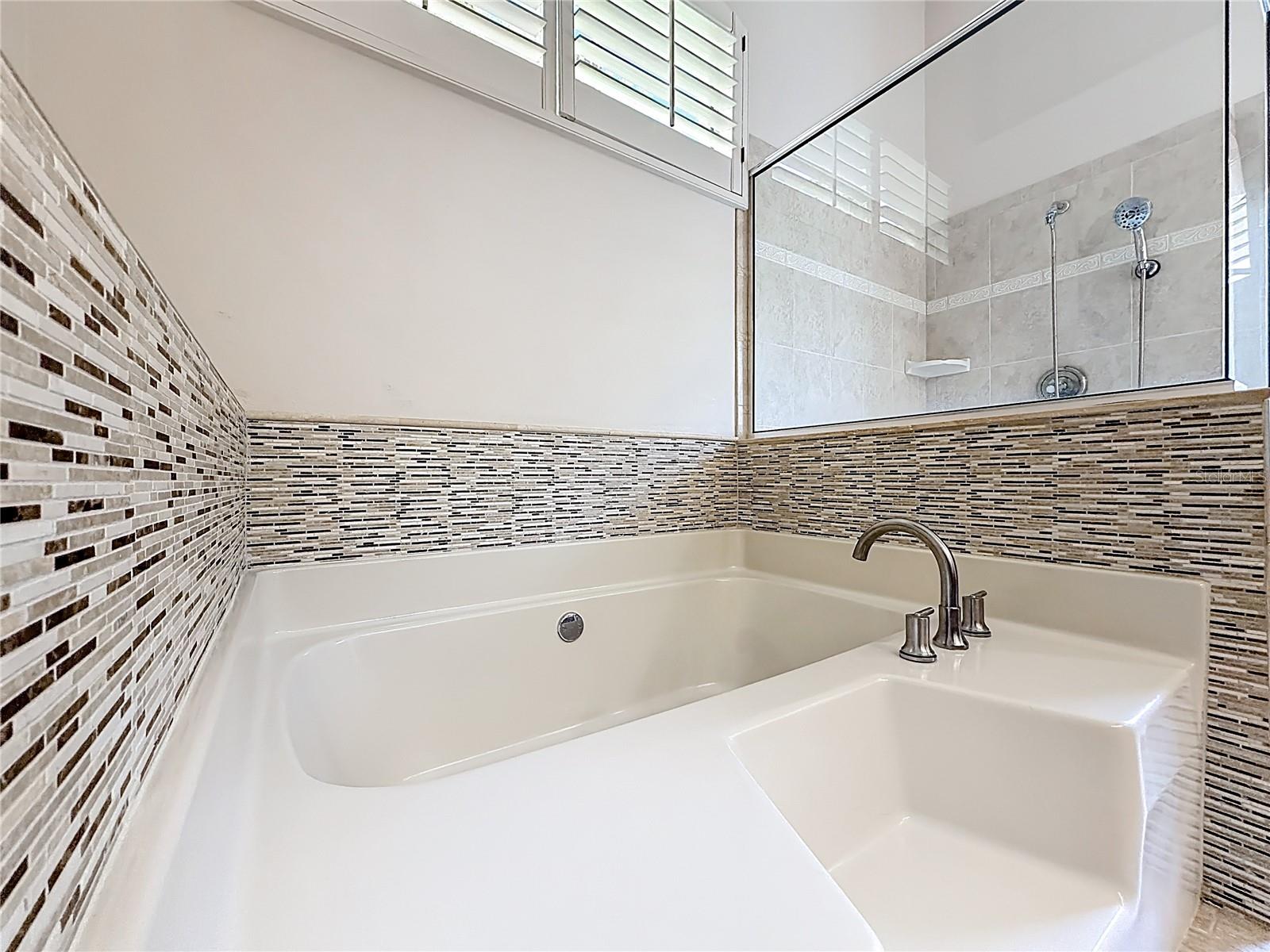 COURTYARDS & COACH HOMES - Residential