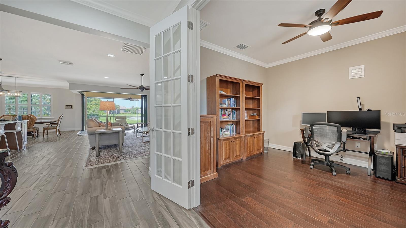 SANDHILL PRESERVE - Residential