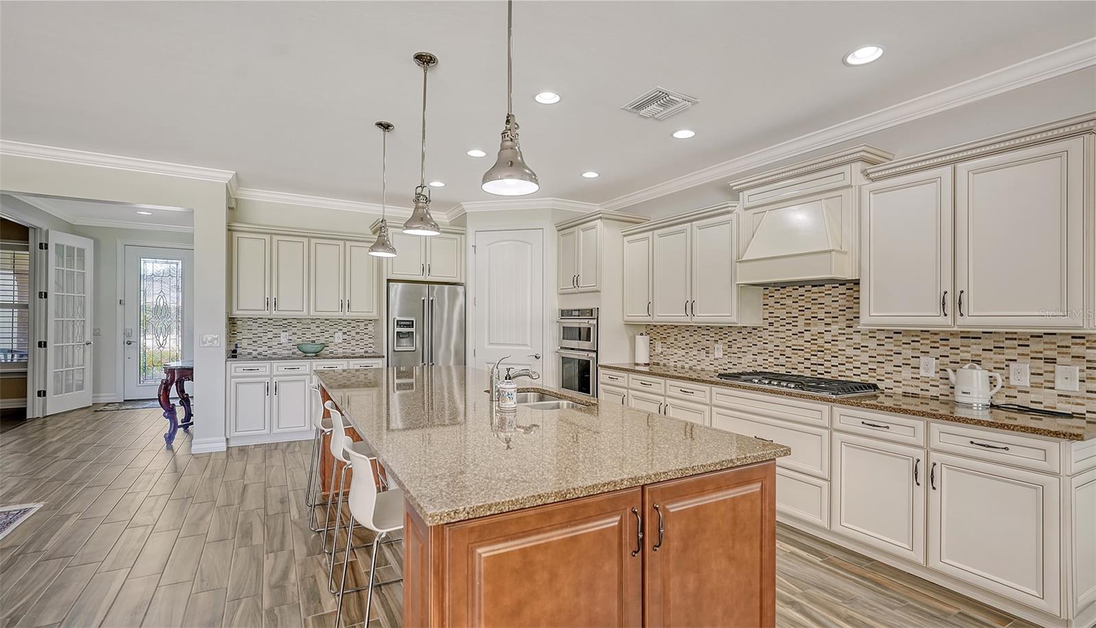 5864 SNOWY EGRET DRIVE