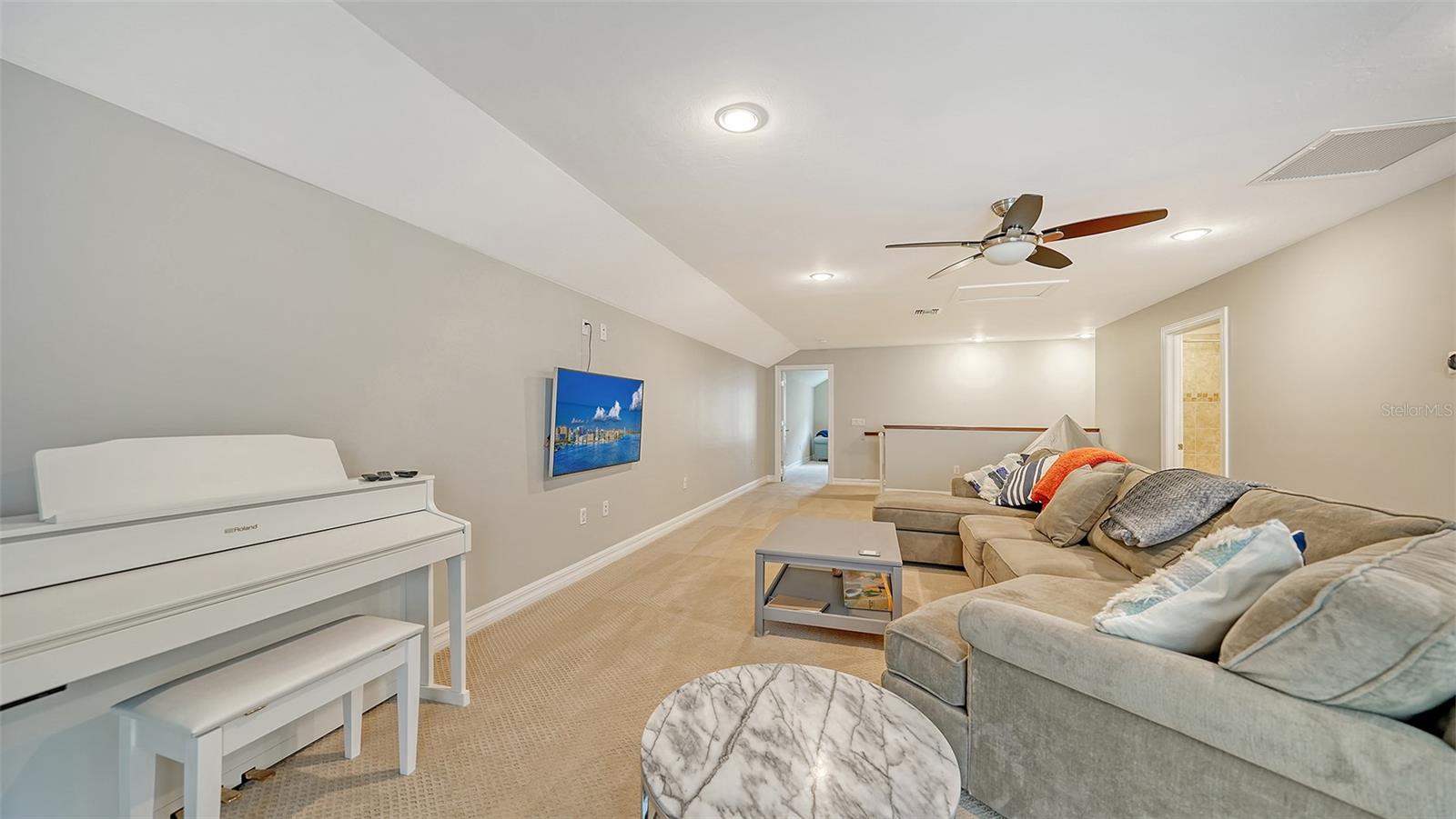 SANDHILL PRESERVE - Residential