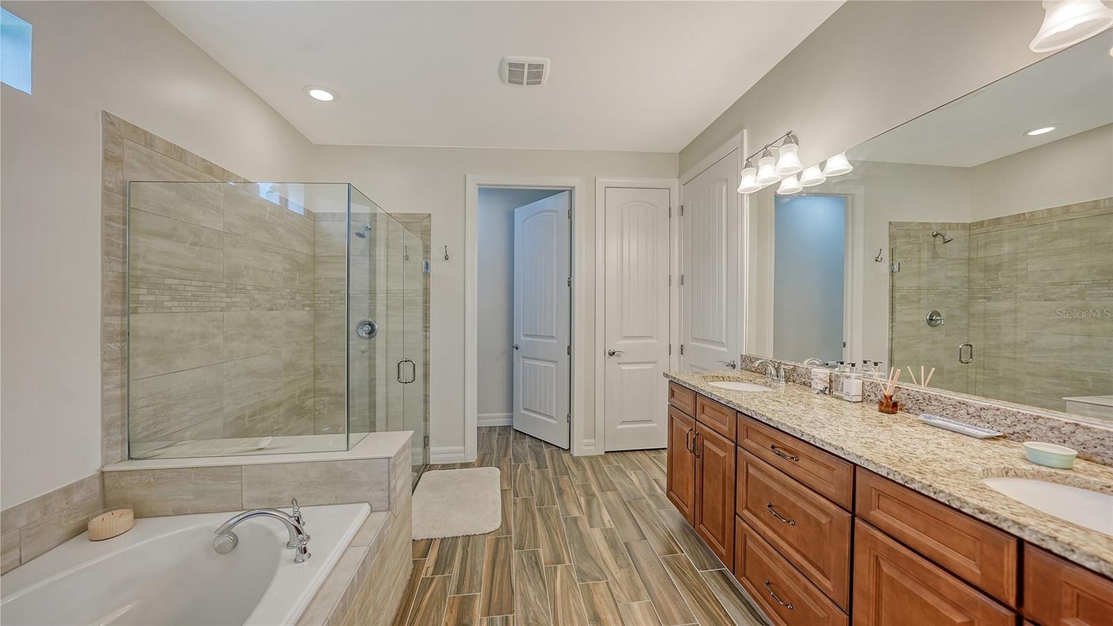 SANDHILL PRESERVE - Residential