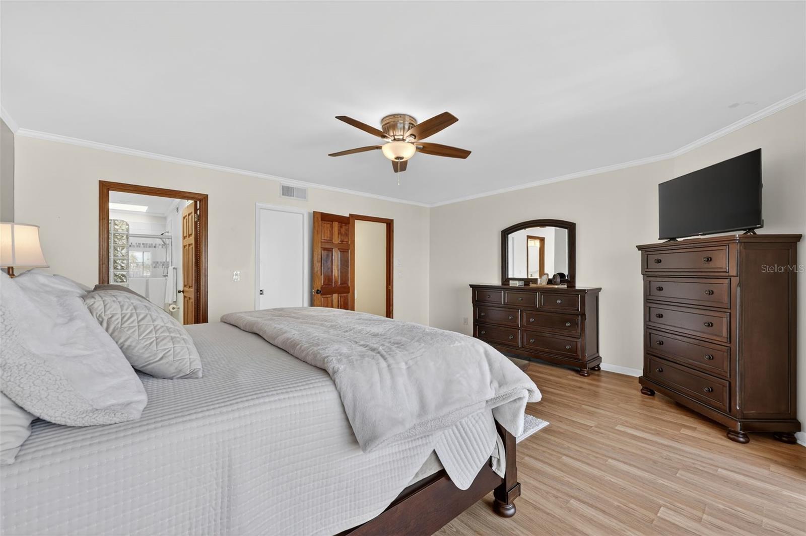 SKIFF HARBOUR TWNHS CONDO - Residential