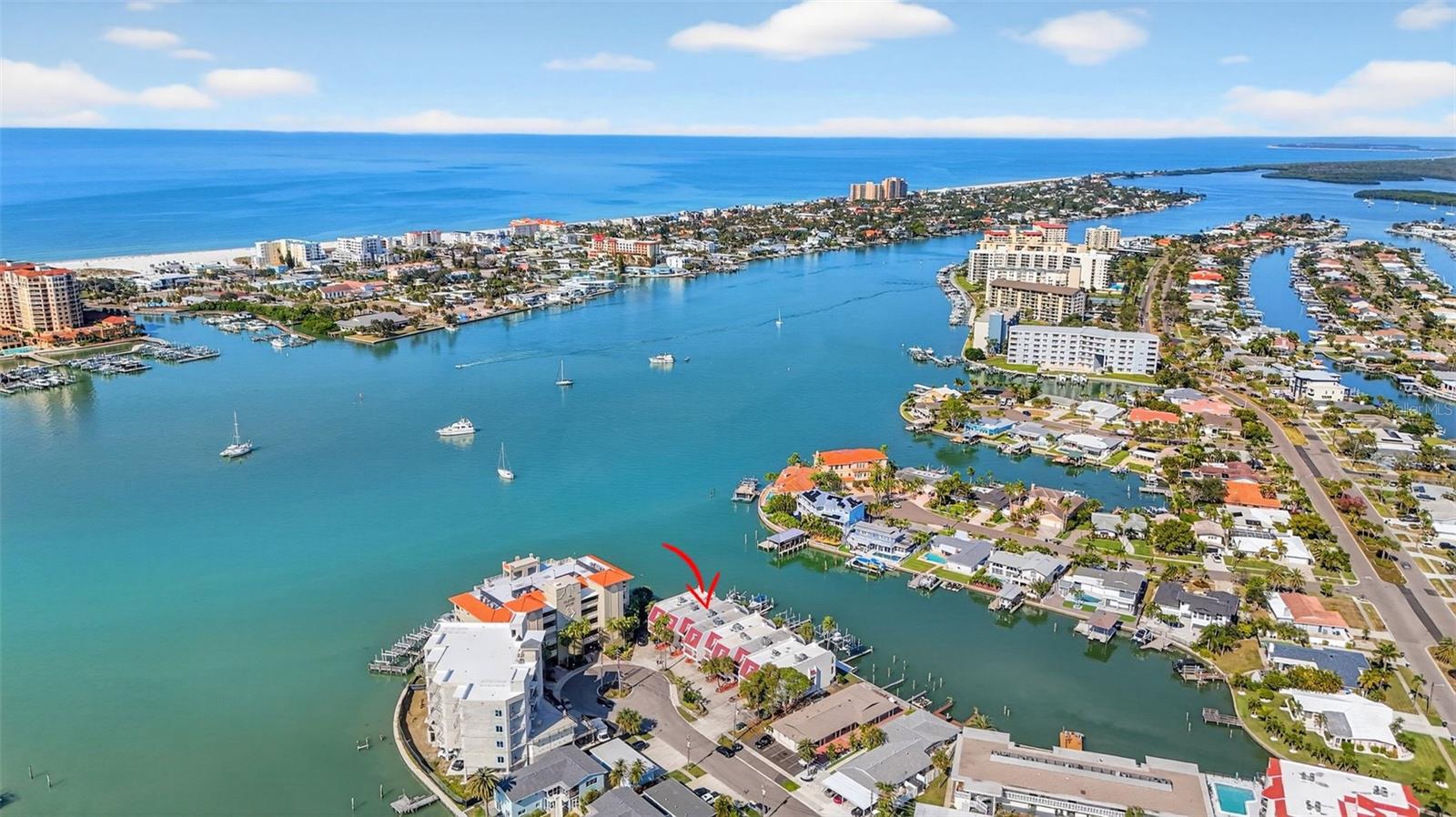 SKIFF HARBOUR TWNHS CONDO - Residential