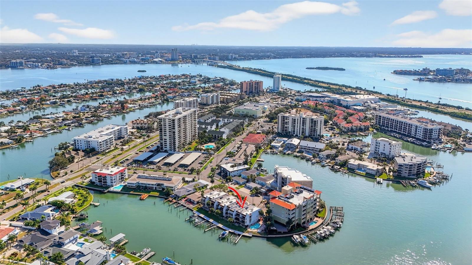 SKIFF HARBOUR TWNHS CONDO - Residential