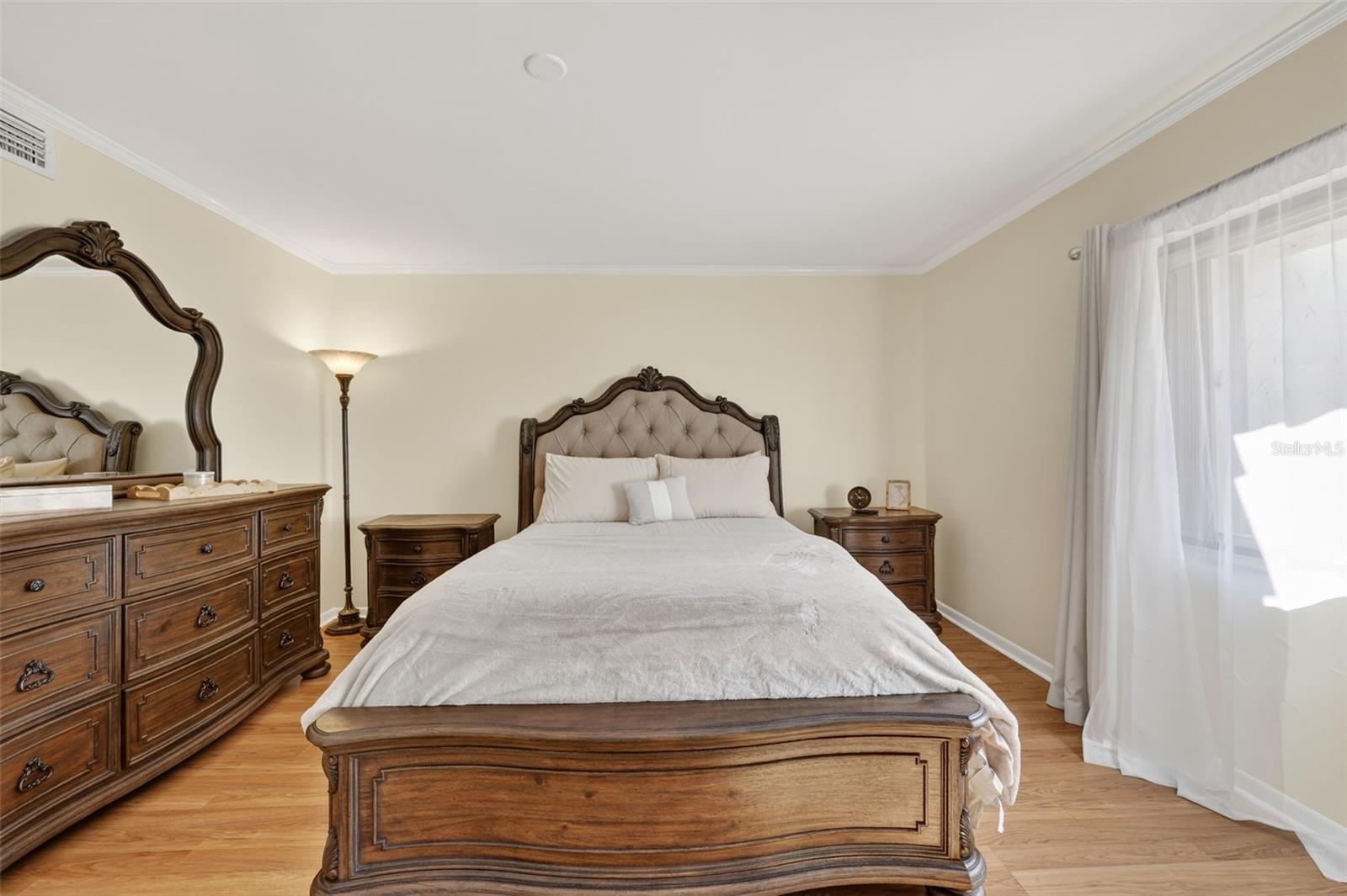 SKIFF HARBOUR TWNHS CONDO - Residential