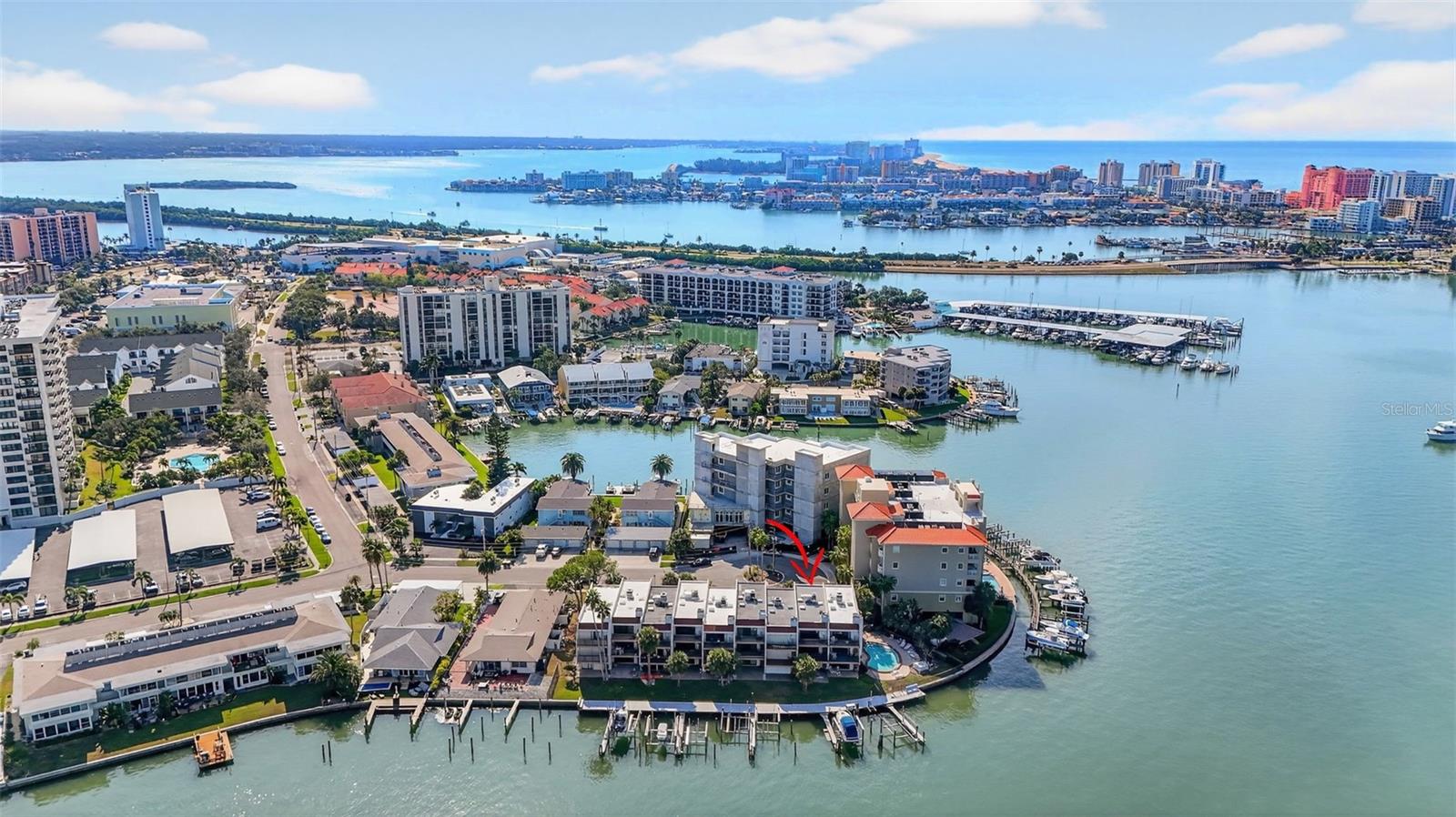 SKIFF HARBOUR TWNHS CONDO - Residential