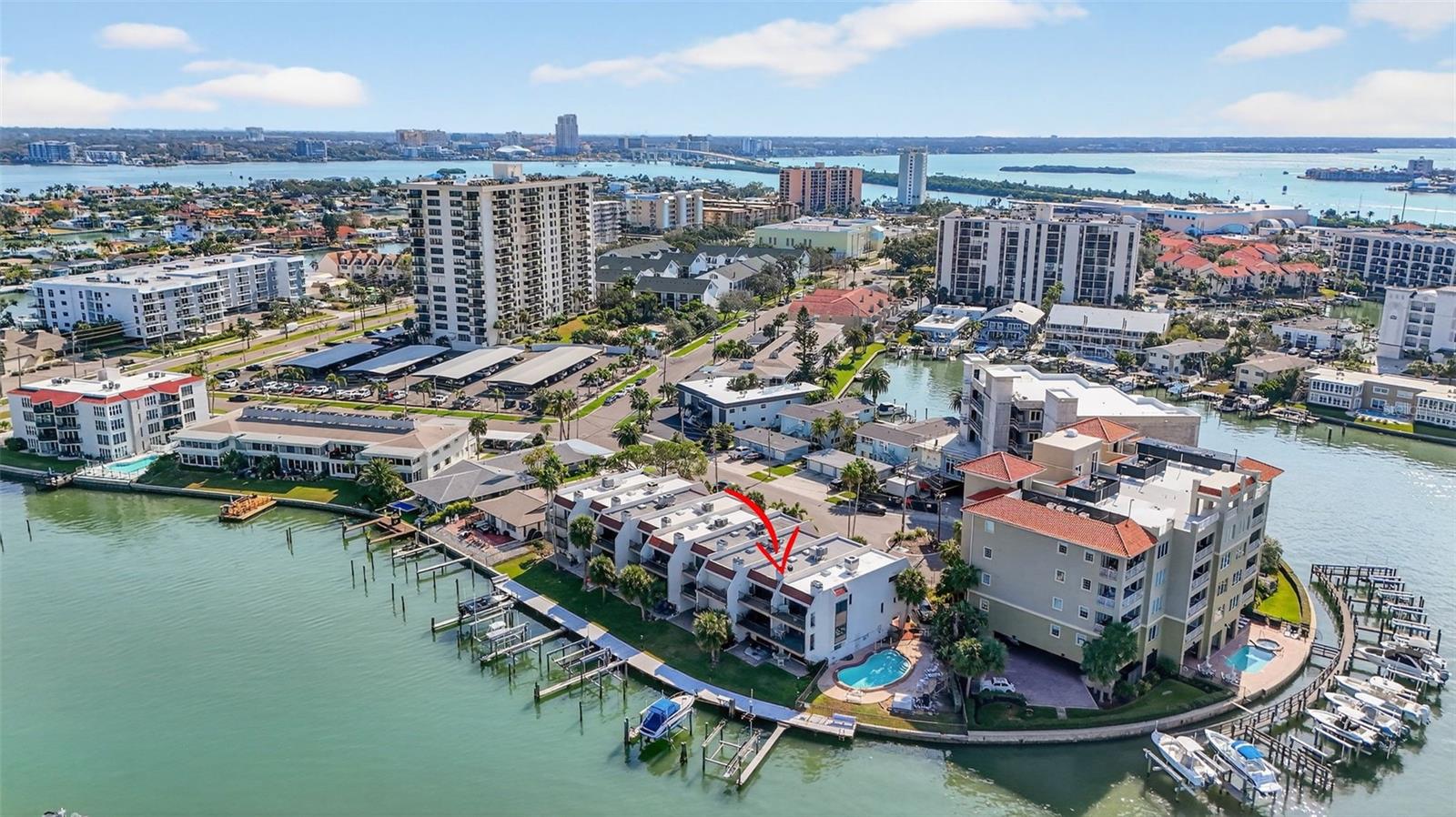 SKIFF HARBOUR TWNHS CONDO - Residential