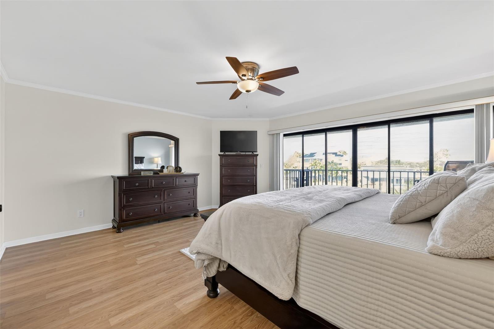 SKIFF HARBOUR TWNHS CONDO - Residential