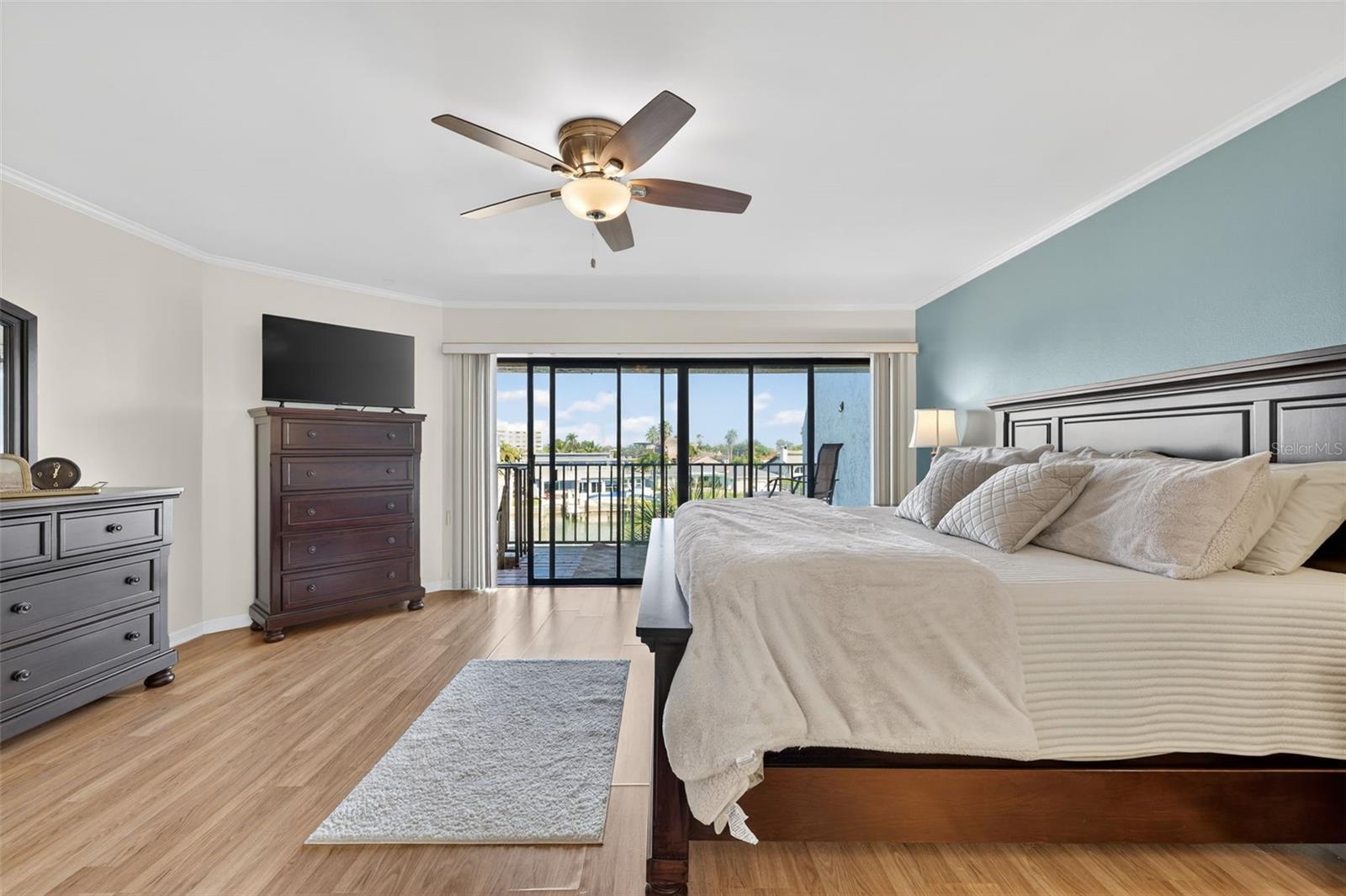 SKIFF HARBOUR TWNHS CONDO - Residential