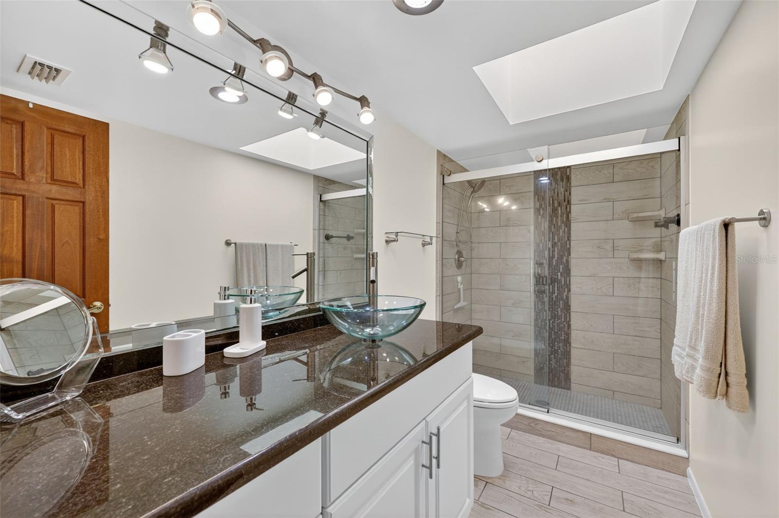 SKIFF HARBOUR TWNHS CONDO - Residential