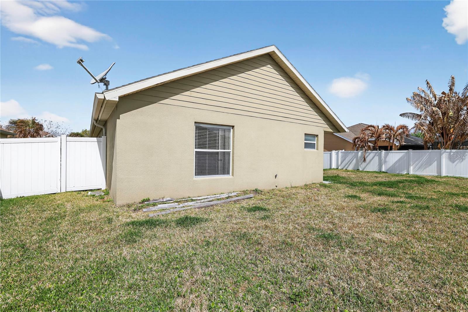 INDIAN LAKES - Residential