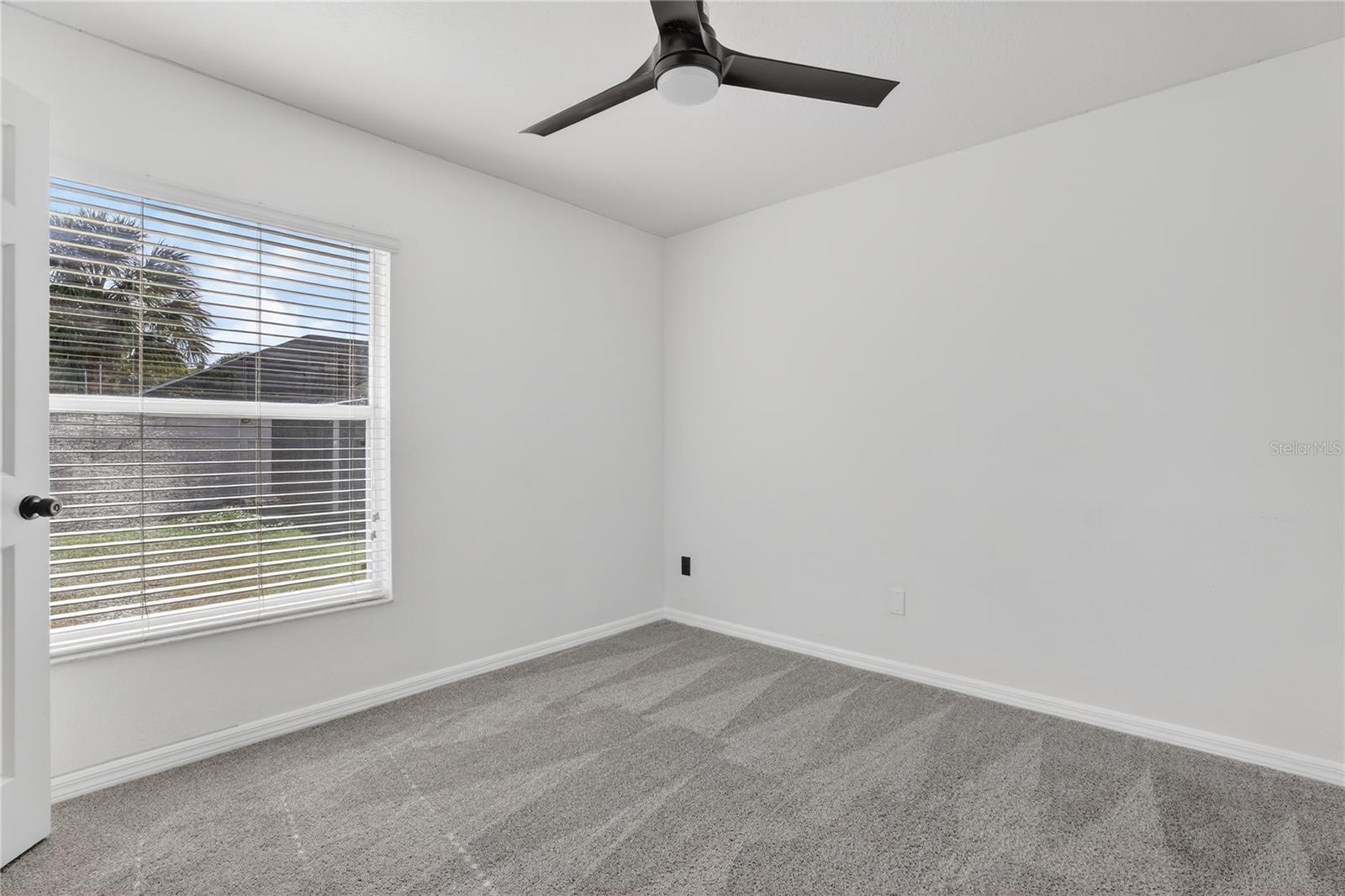 INDIAN LAKES - Residential