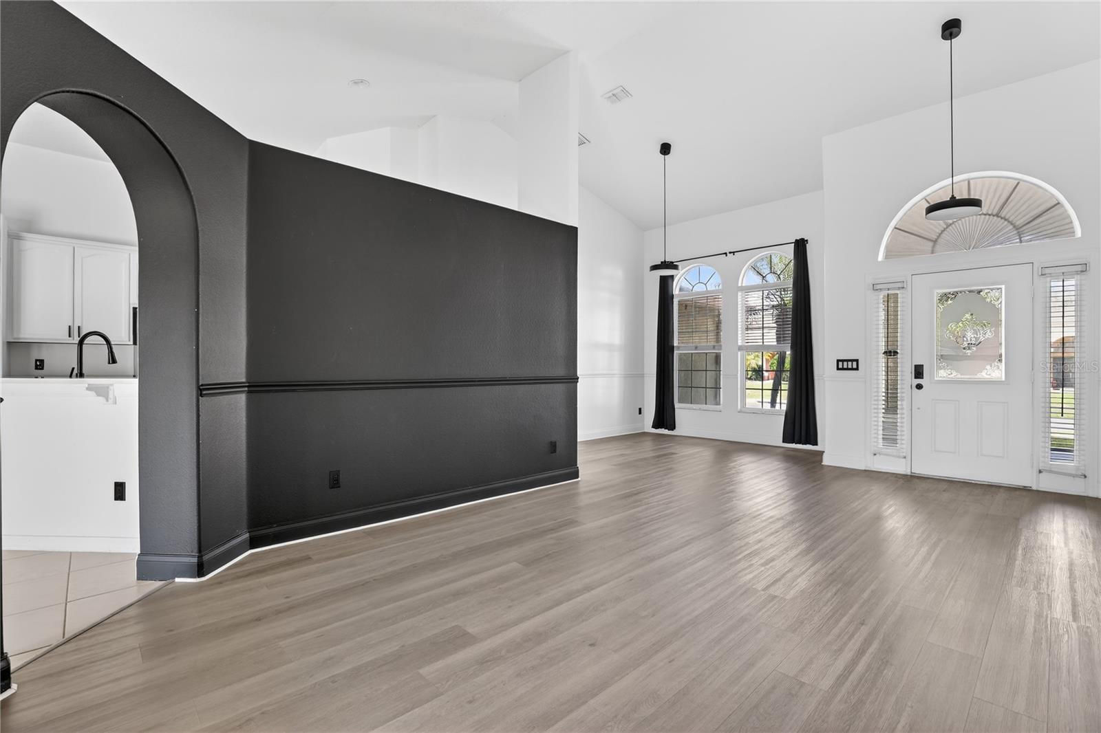 INDIAN LAKES - Residential